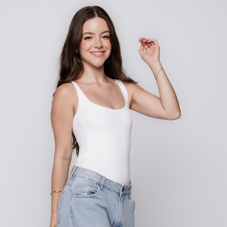 Body Feminino Decote Quadrado Costas Branco