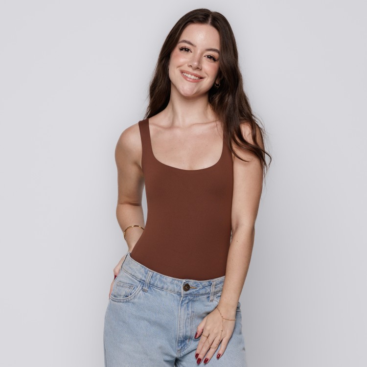 Body Feminino Decote Quadrado Costas Capuccino